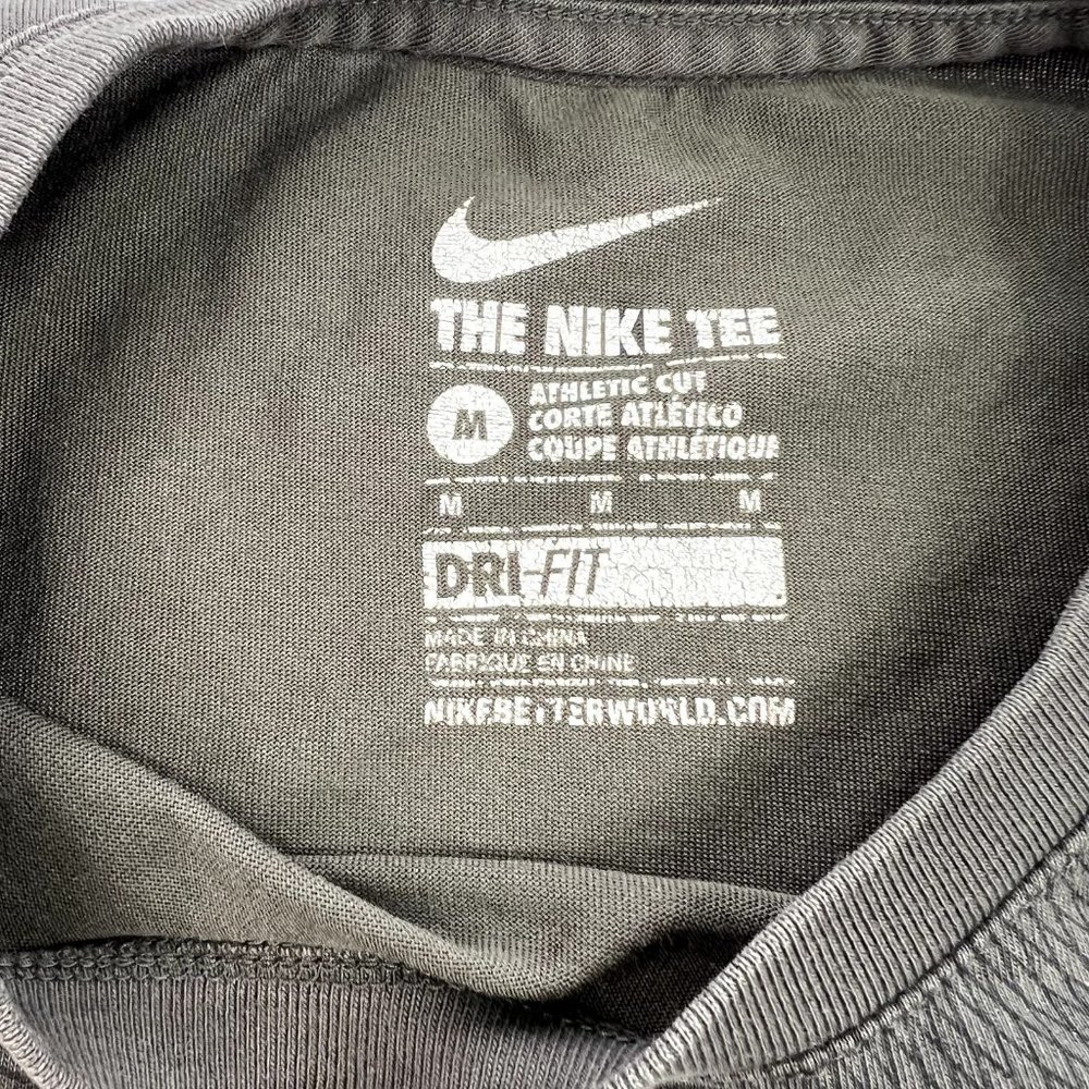 Nike Mens Tee Shirt Size Medium Kevin Durant KD Athletic‎ Fit Gray Short Sleeve - Picture 6 of 9